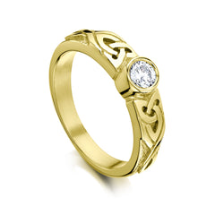 Celtic Knotwork Diamond Solitaire Ring in 18ct Yellow Gold