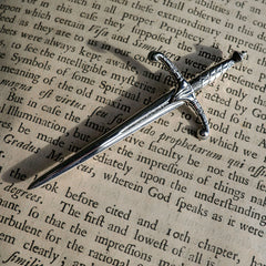 Robert the Bruce Silver Kilt Pin with Amethyst