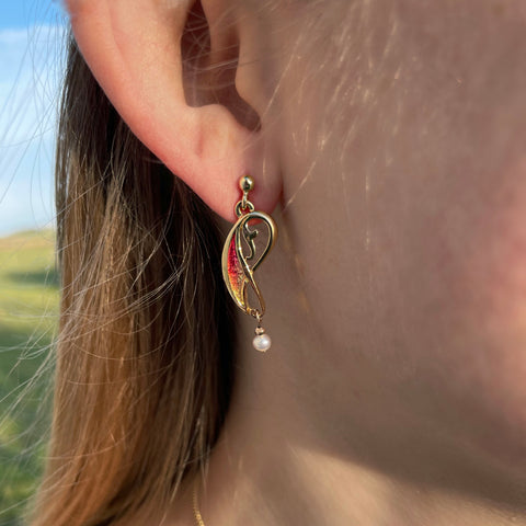 Mill Sands Enamel Small Pearl Drop Earrings in 18ct Yellow Gold