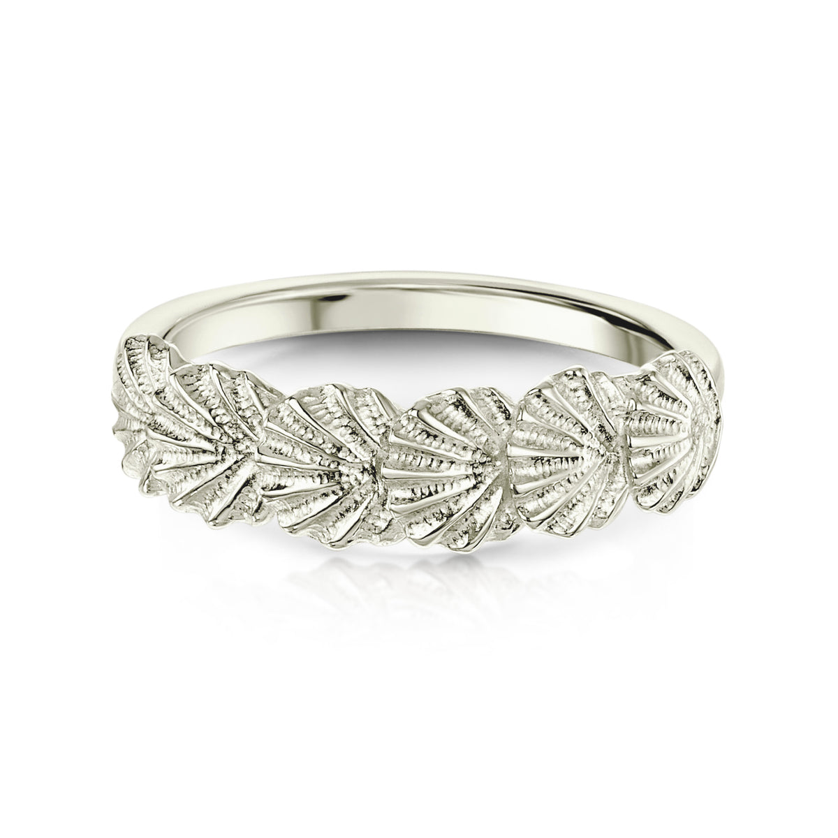 Scallop 6-shell Ring in 9ct White Gold – Sheila Fleet Jewellery