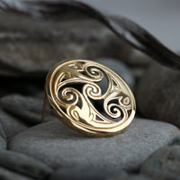 Birsay Disc Brooch in 9ct Yellow Gold by Sheila Fleet Jewellery