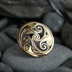 Birsay Disc Brooch in 9ct Yellow Gold by Sheila Fleet Jewellery