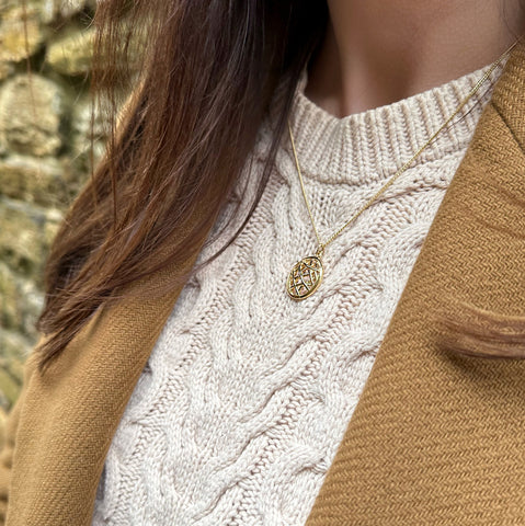 Small Creel Pendant Necklace in 9ct Yellow Gold by Sheila Fleet Jewellery