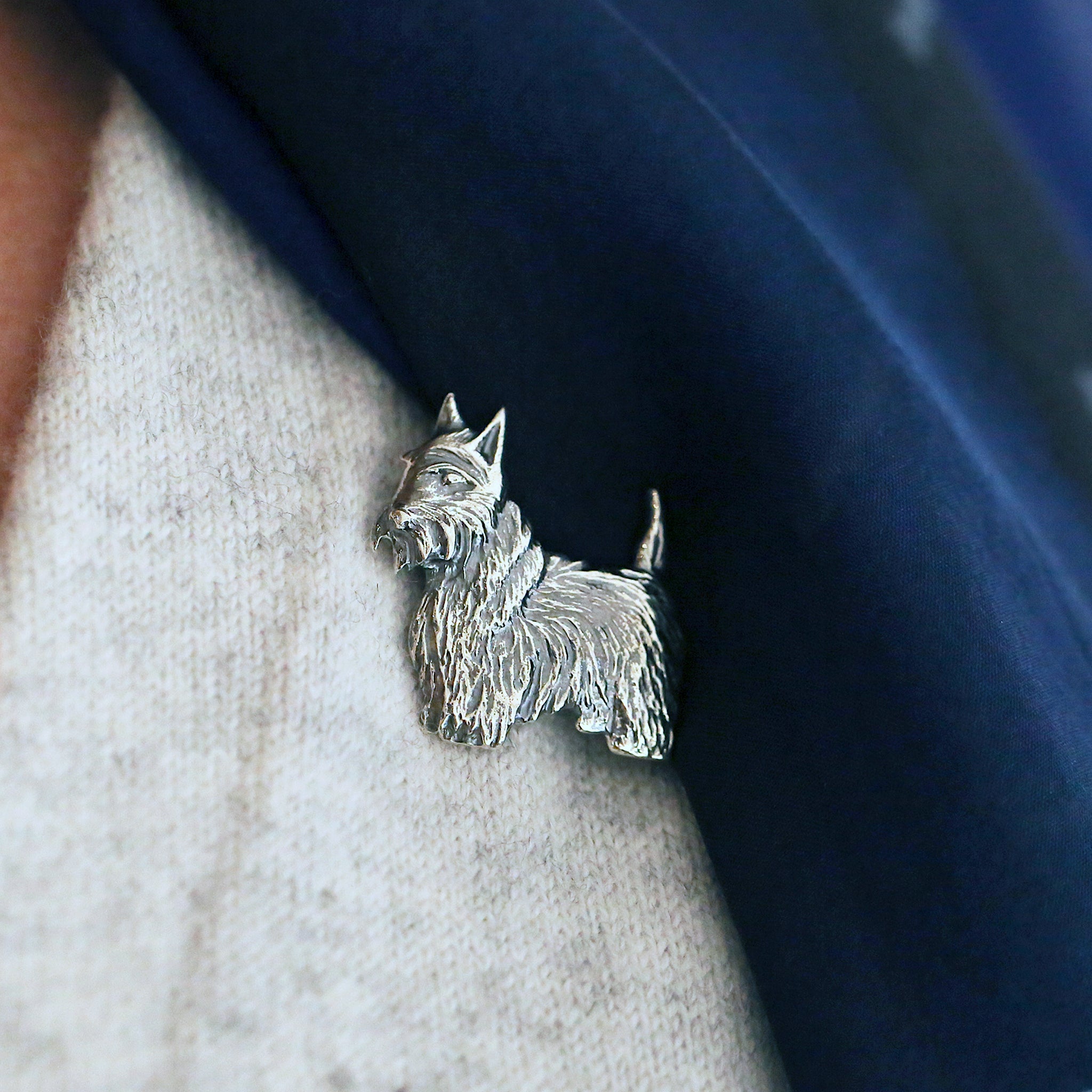 Portachiavi in argento 925/1000 a sagoma di Scottish Terrier, g.13 Portachiavi in argento 925/1000 a sagoma di Scottish Terrier, g.13