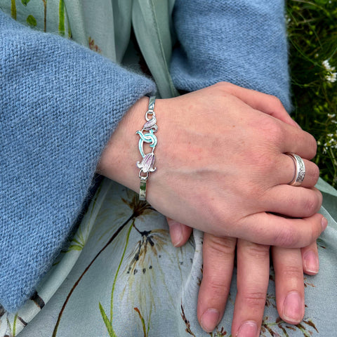 Bluebell Bangle in Pinkbell Enamel