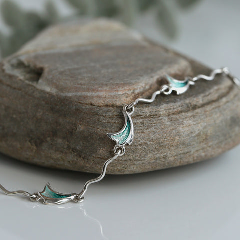 New Wave Small 5-link Bracelet in Sea Green Enamel by Sheila Fleet Jewellery