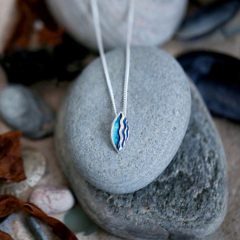 Sands of Time Petite Pendant in Peacock Enamel