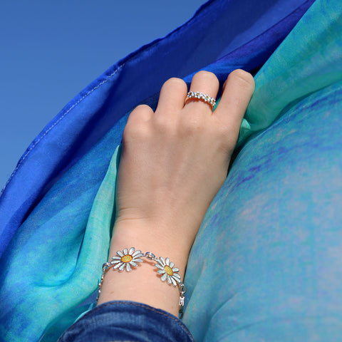 Daisies at Dawn 4-flower Enamel Ring in Sterling Silver