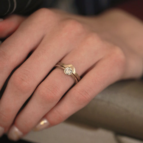 Arch Solitaire 0.40ct Ring Set in 9ct White Gold by Sheila Fleet Jewellery