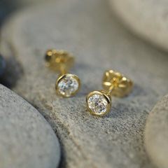 Diamond Solitaire Stud Earrings in 18ct Yellow Scottish Gold by Sheila Fleet Jewellery