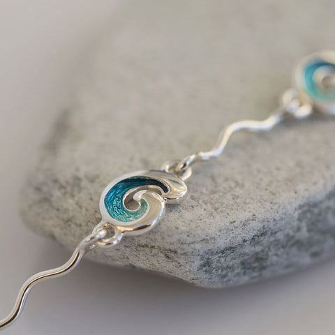 Wave 5-link Bracelet in Peacock Enamel by Sheila Fleet Jewellery