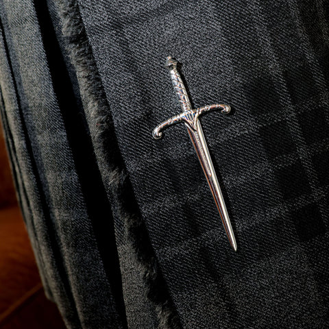 Robert the Bruce Silver Kilt Pin with Amethyst