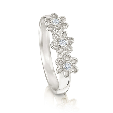 Diamond Daisies 3-flower Ring in 9ct White Gold