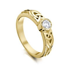Celtic Knotwork Diamond Solitaire Ring in 9ct Yellow Gold