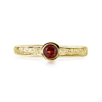 Matrix Garnet Ring in 9ct Yellow Gold