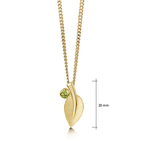 Rowan Single-Leaf Pendant Necklace in 9ct Yellow Gold with Peridot