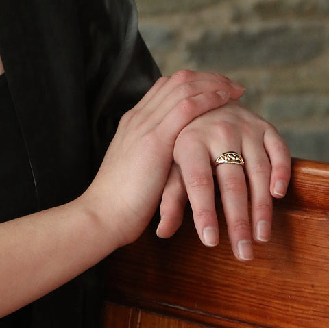 Captivate Ring in 9ct Yellow Gold