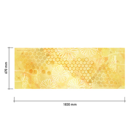 Daisies & Honeybee Scarf by Sheila Fleet & Kirsteen Stewart