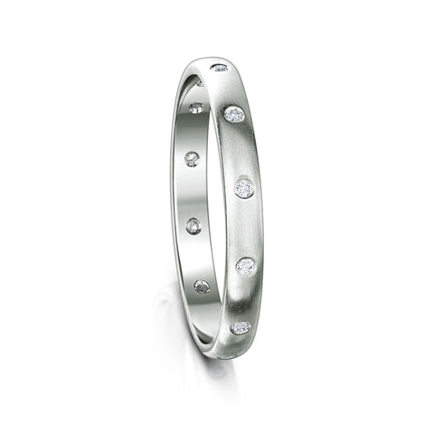 Traditional 12-diamond 3mm Wedding Ring in Platinum by Sheila Fleet Jewellery