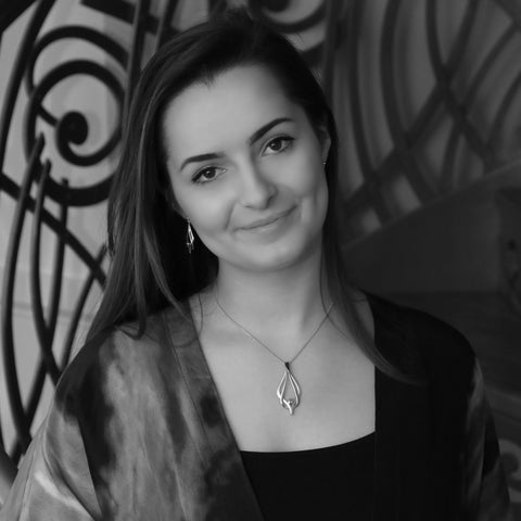 Reef Knot Diamond Dress Pendant in Platinum