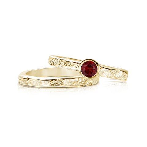 Matrix Garnet Ring Set in 9ct Yellow Gold
